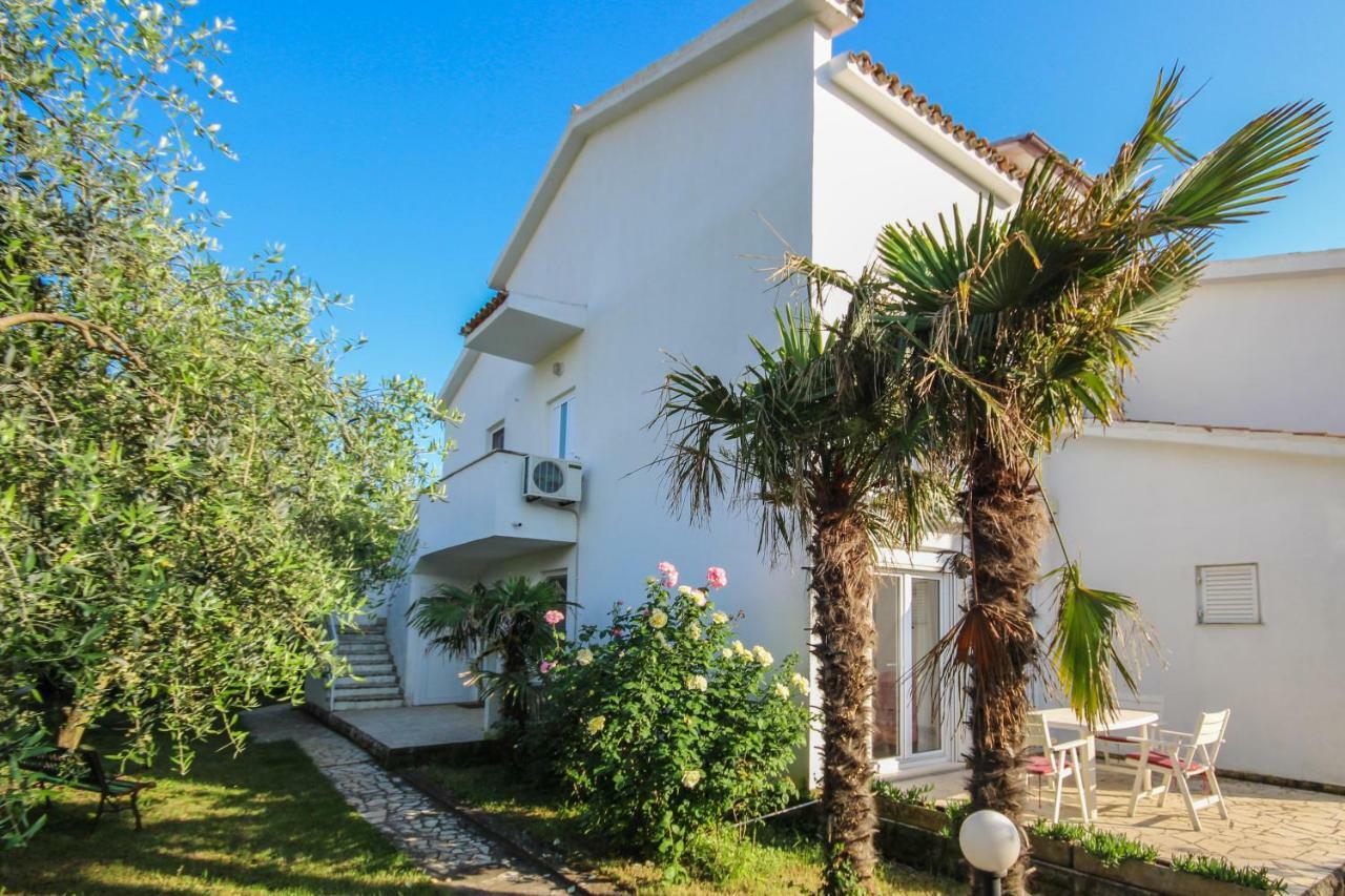 Cukon Holiday Home Medulin Buitenkant foto