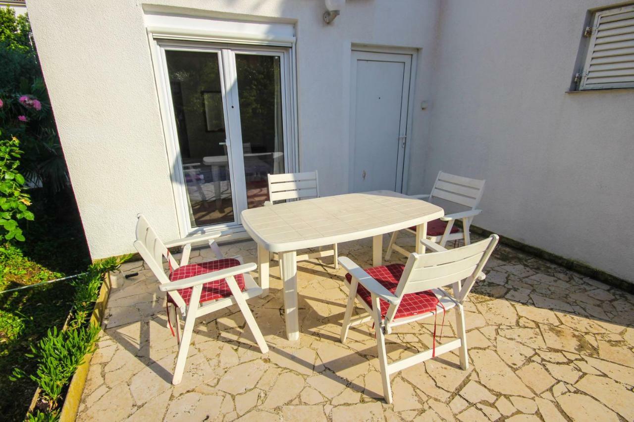 Cukon Holiday Home Medulin Buitenkant foto