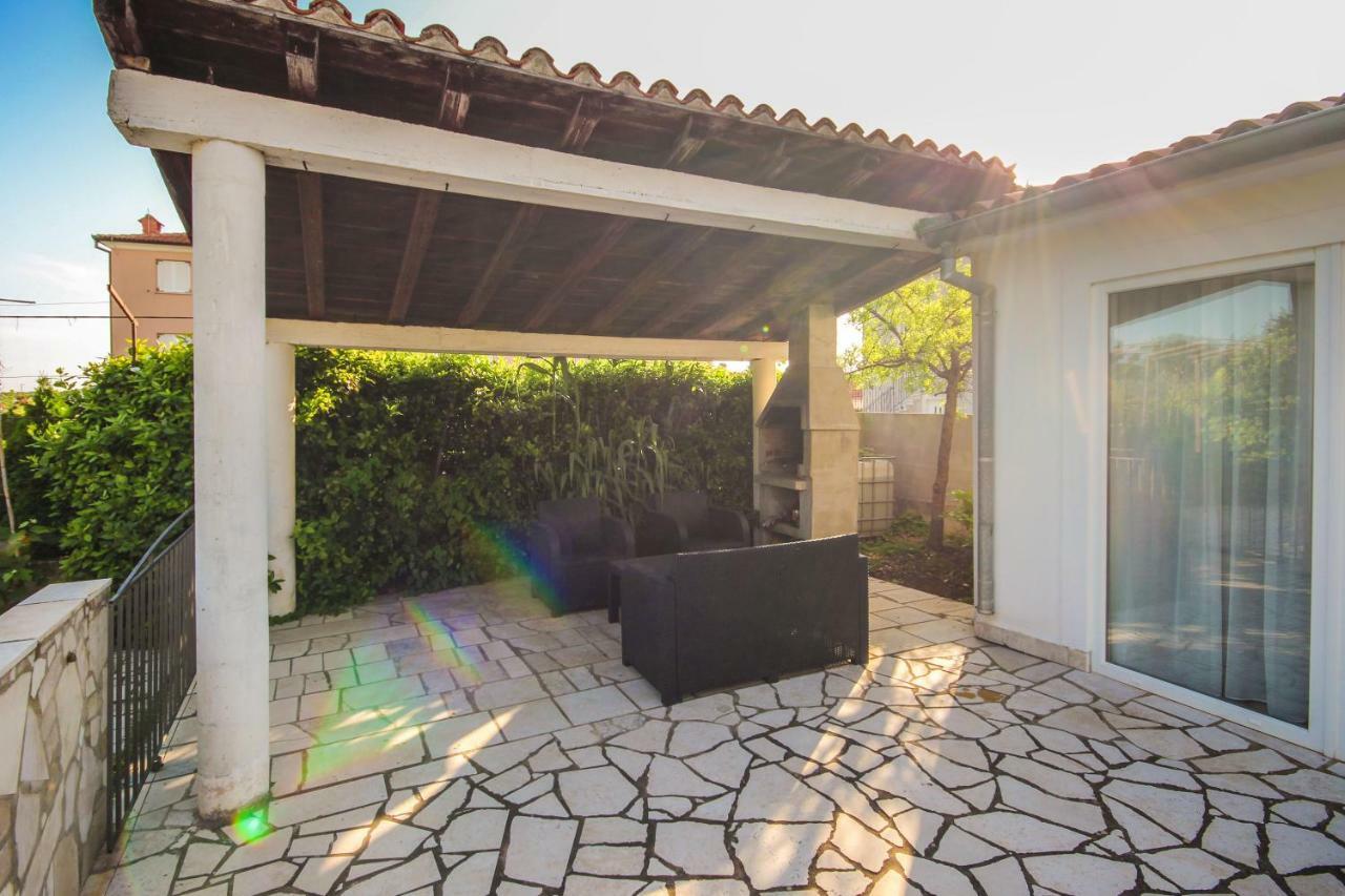 Cukon Holiday Home Medulin Buitenkant foto
